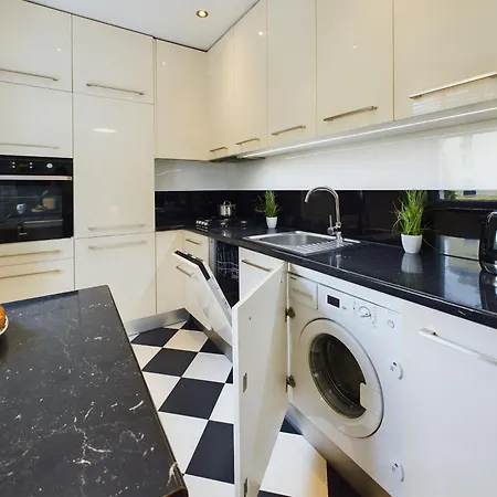Comfortable Pet-Friendly Studio With A Balcony By Noclegi Renters *