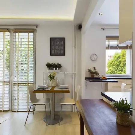 Comfortable Pet-friendly With A Balcony By Renters * Warszawa