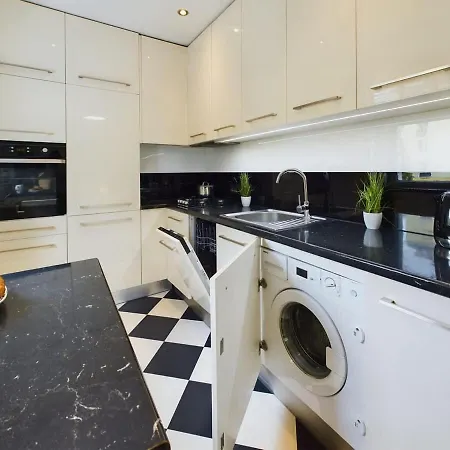 Comfortable Pet-friendly With A Balcony By Renters * Warszawa